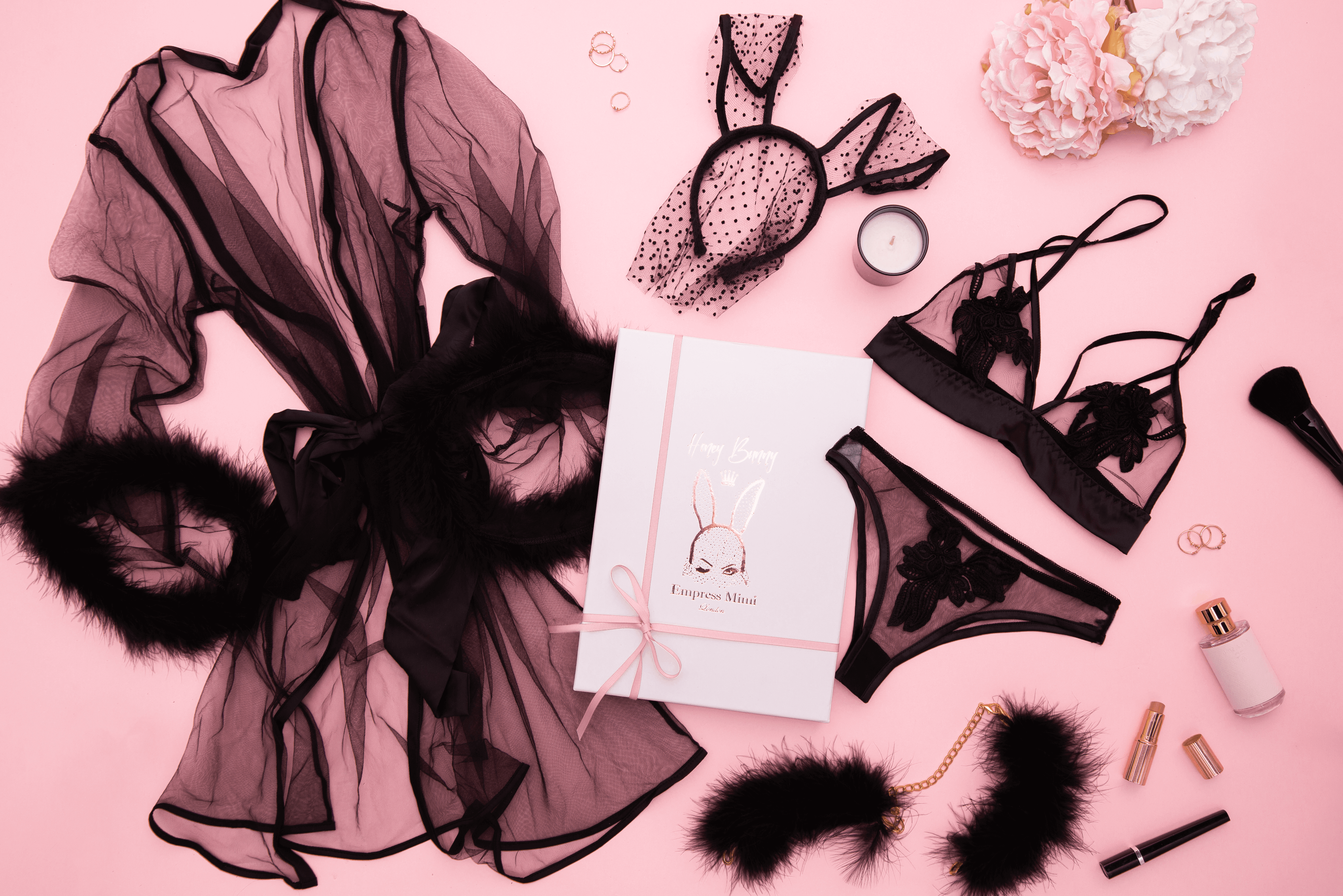 11 Best Lingerie Subscription Boxes in 2022: AdoreMe, BootayBag, Empress  Mimi, Underclub, Burgundy Fox