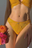Queen Bee String - Empress Mimi